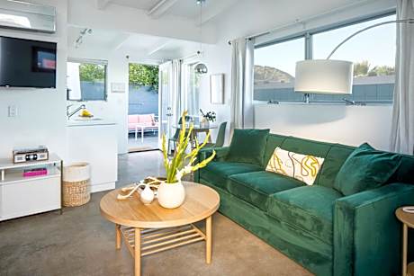 Studio Apartment, Accessible