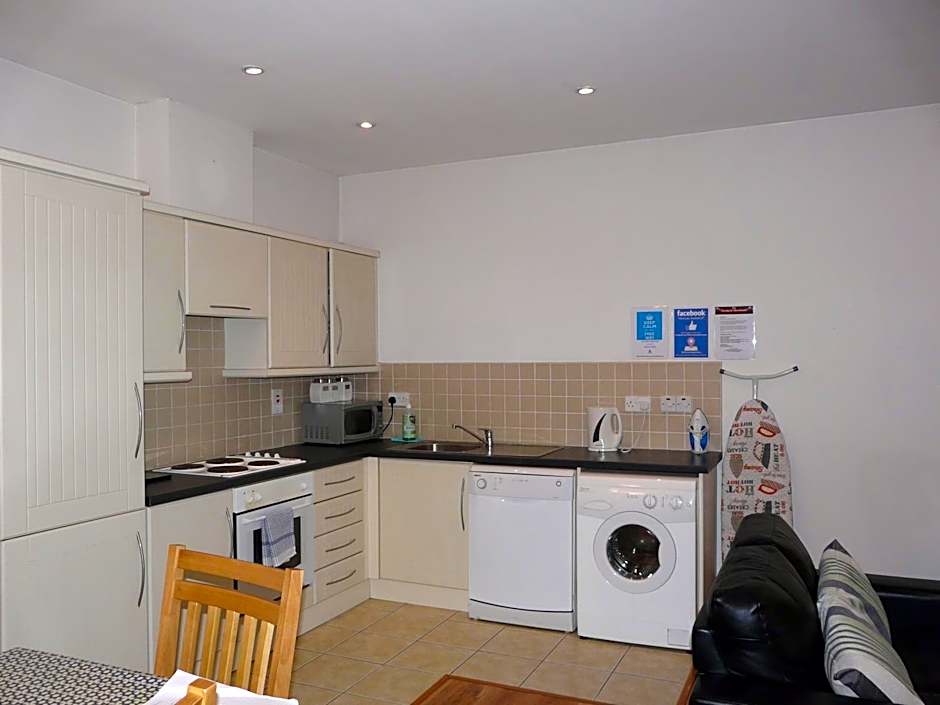 The Courtyard Apartments