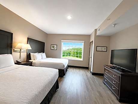 One-Bedroom Suite with Two Queen Beds - Non-Smoking