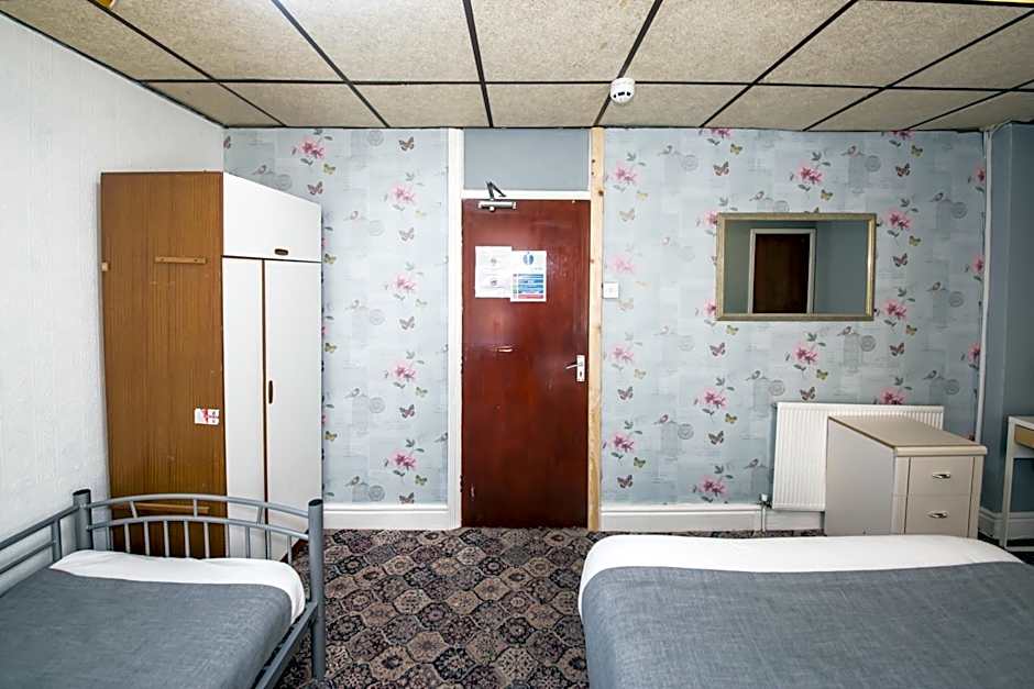 MyRoomz Silver Strand Hotel