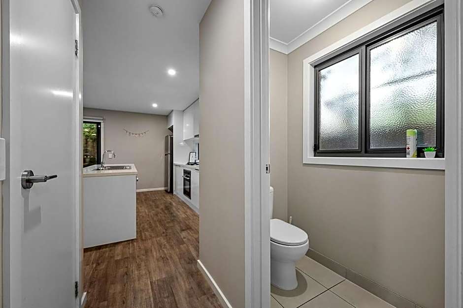 Sovereign Hill Close -private, peaceful, modern