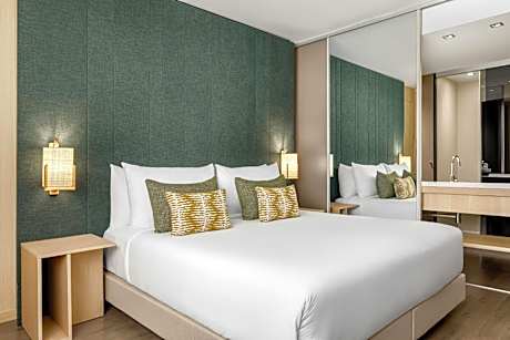 Deluxe King High Floor, Deluxe Guest room, 1 King