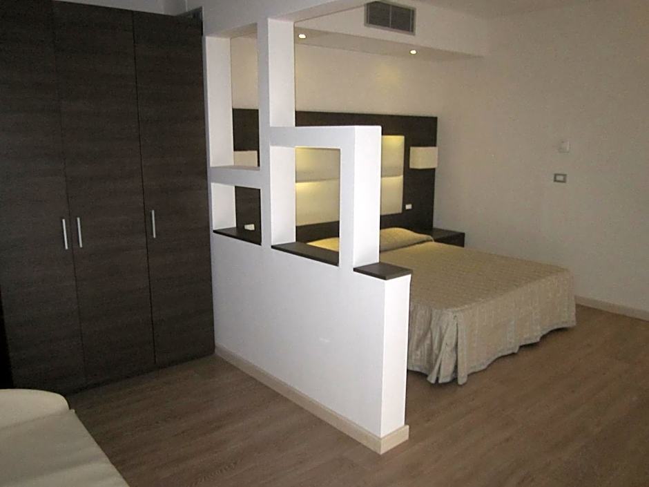 Hotel Eros