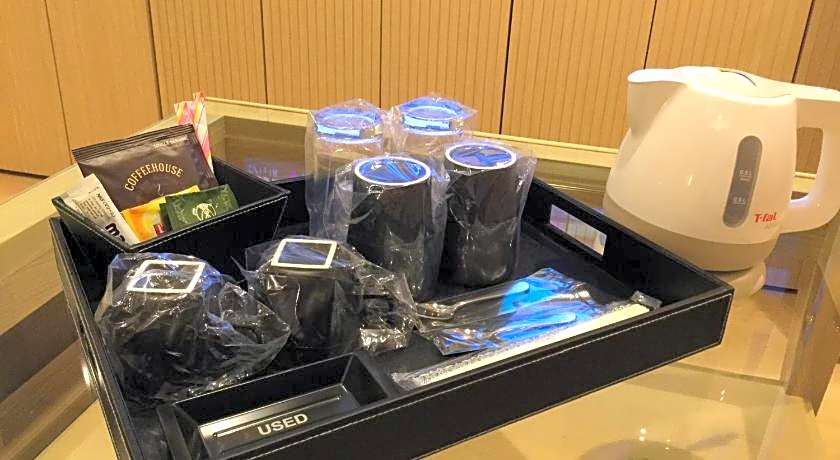 Hotel In The Green (Adult Only)