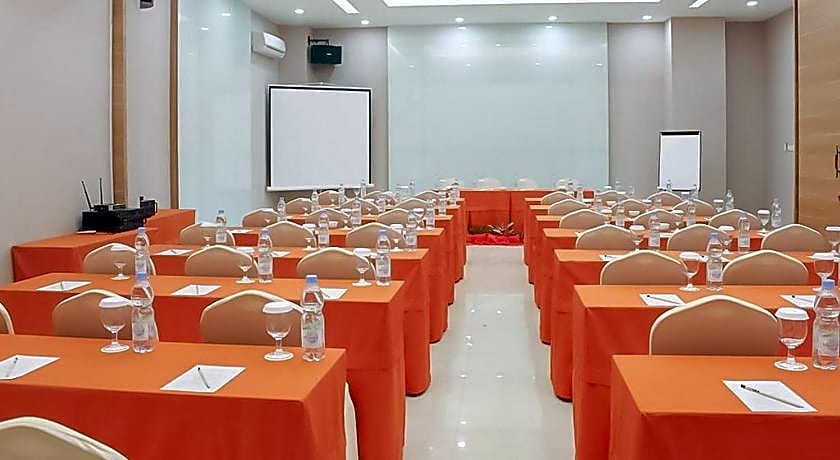 Hotel Mutiara Padang Sidimpuan Mitra RedDoorz