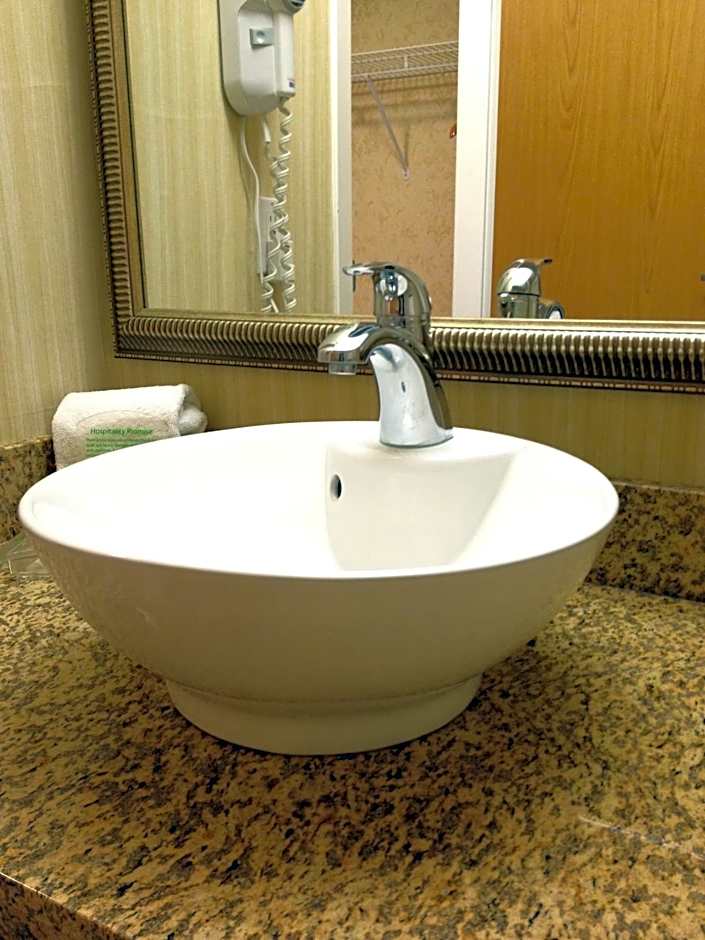Holiday Inn Hotel & Suites Osoyoos By IHG