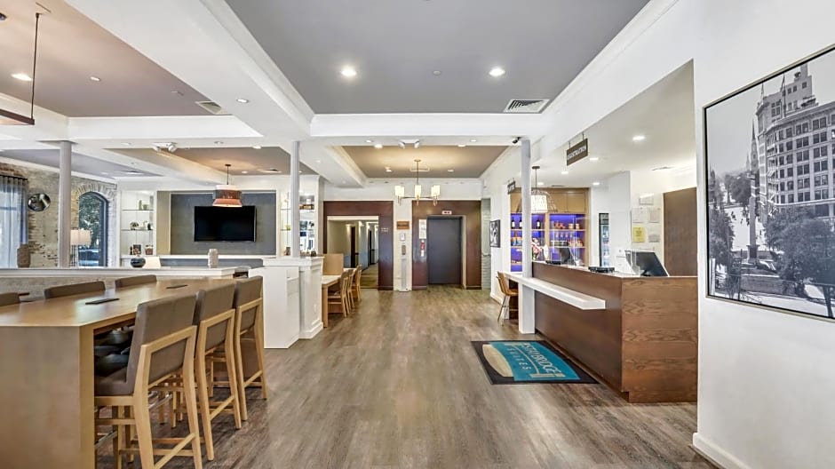 Staybridge Suites Savannah Historic District, an IHG Hotel