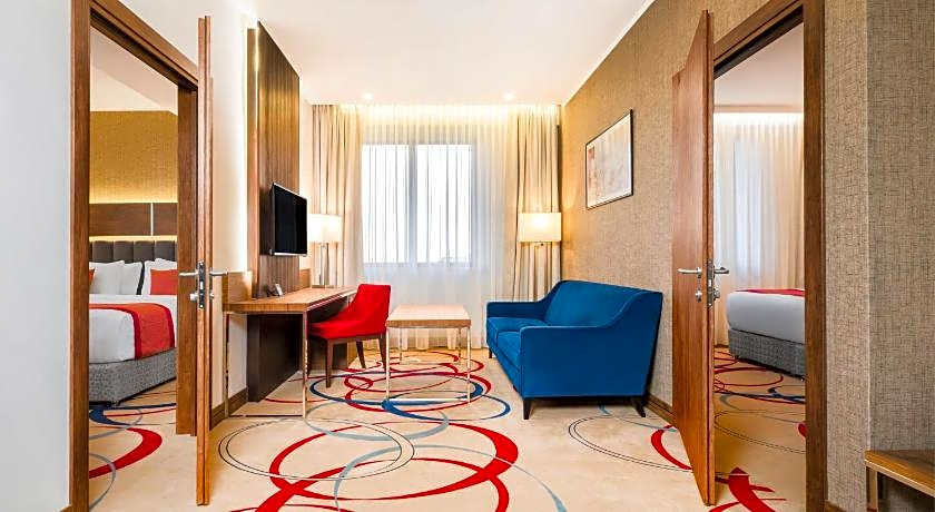 Ramada Hotel & Suites by Wyndham Yerevan