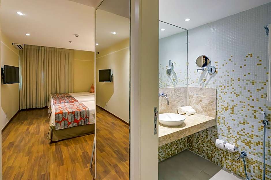 Rio Design Copacabana Hotel