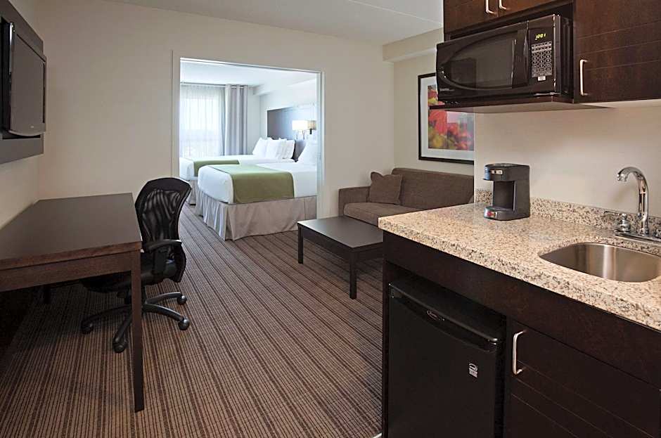 Holiday Inn Express & Suites New Liskeard By IHG