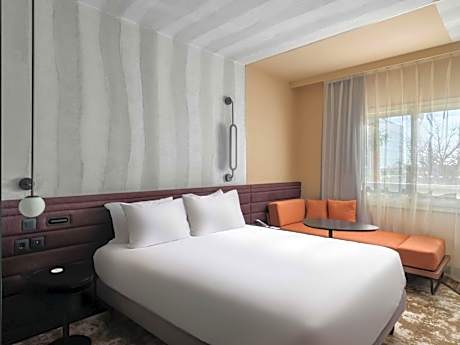 Superior Double Room with Sofa