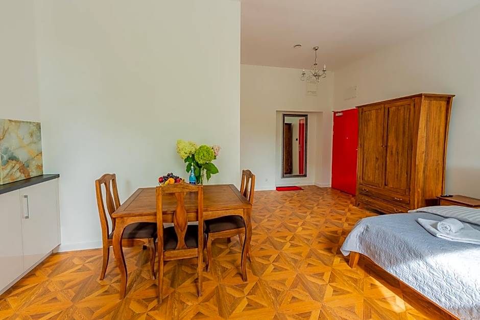 Kamienica Zamenhofa - Apartamenty na wynajem