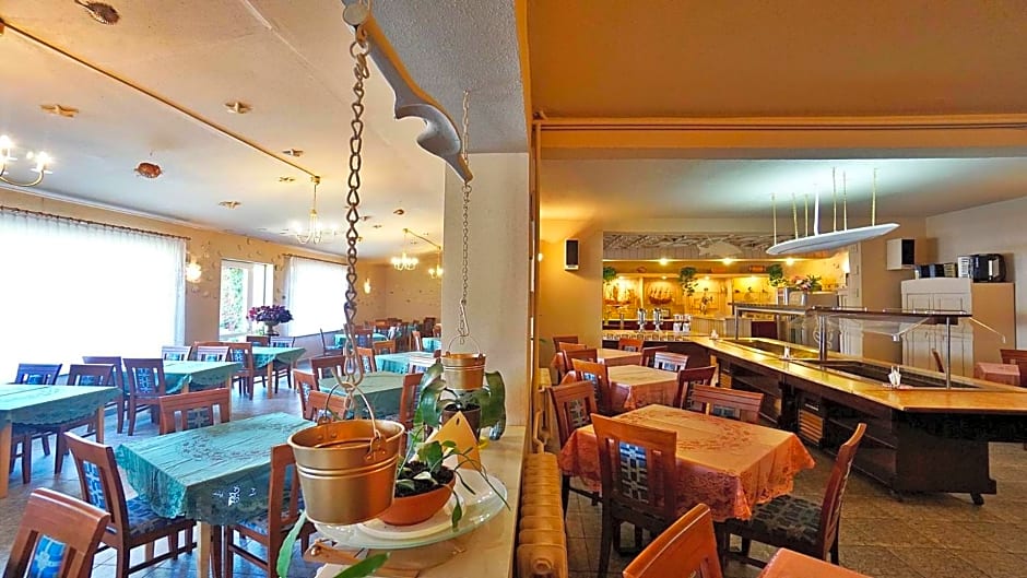 Willa Białe Piaski Pokoje i Noclegi Białogóra