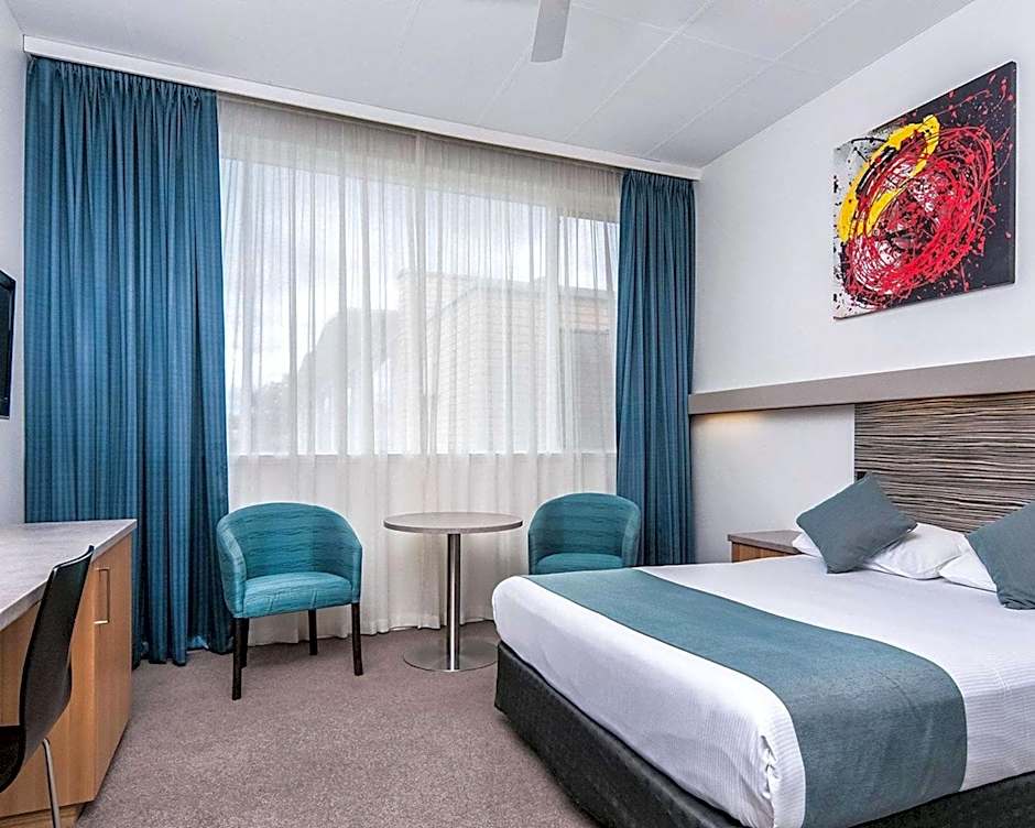 Comfort Inn Regal Park