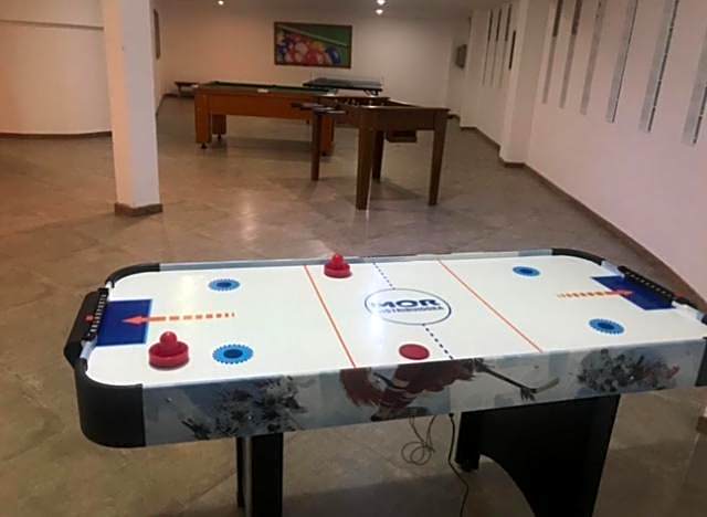 Apartamento aconchegante vista mar e piscina em cond de Arraial do Cabo