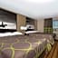 Super 8 by Wyndham Douglas