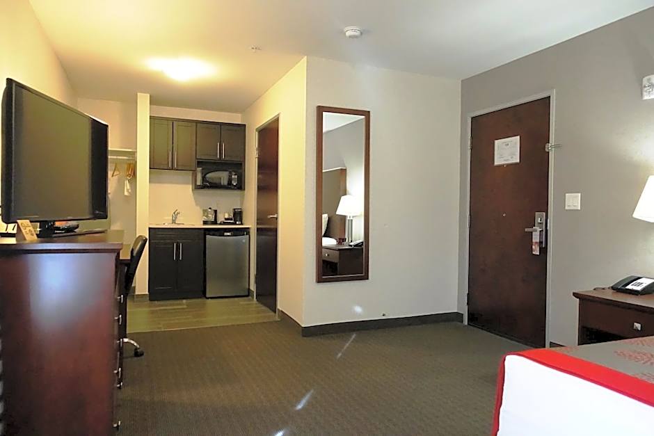 Ramada by Wyndham Moose Jaw