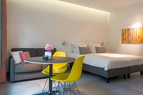 Deluxe Double or Twin Room with Garden View