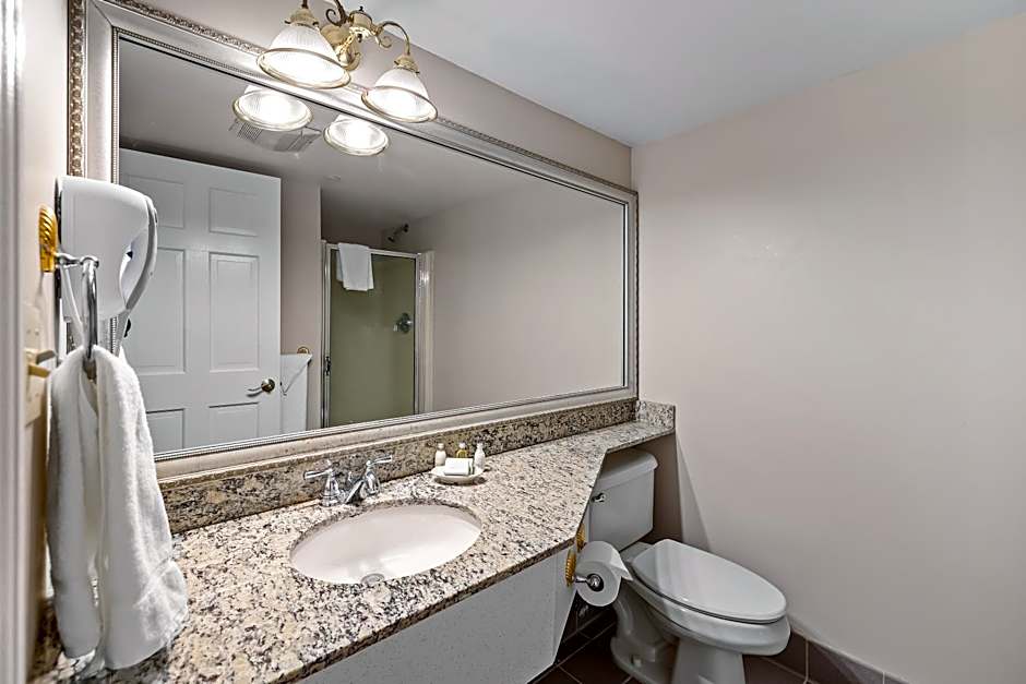 John Carver Inn & Spa