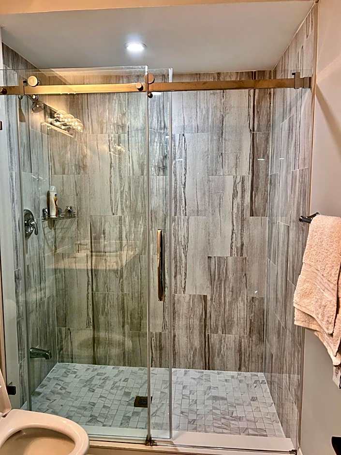 APARTMENT B 2 BEDROOM