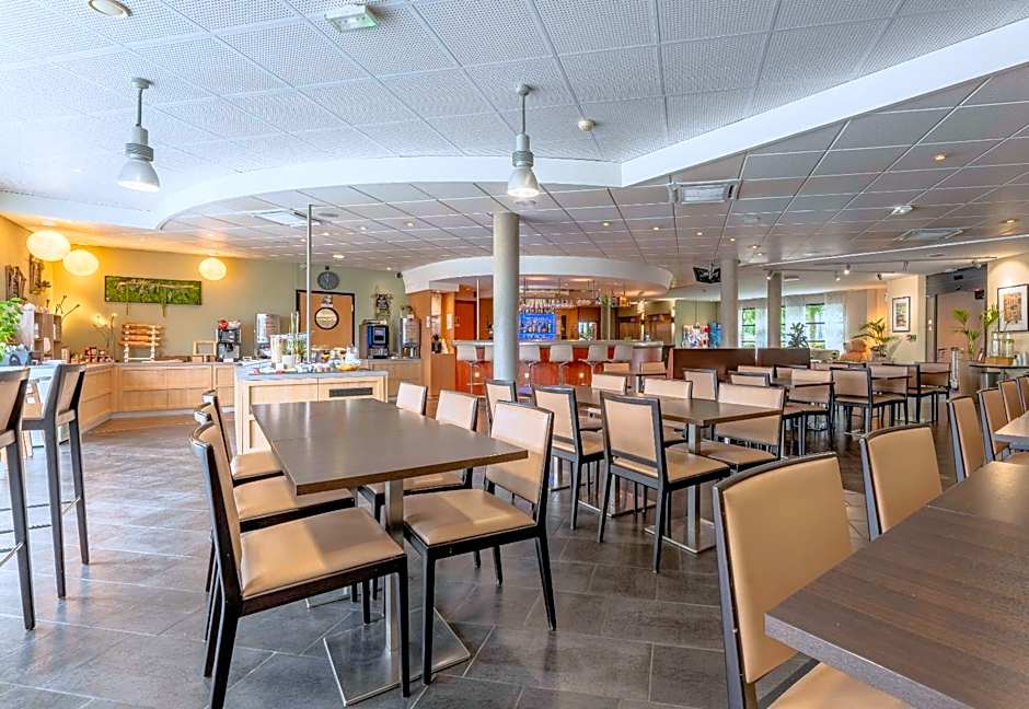 B&B HOTEL Calais Terminal Cité Europe 4 étoiles