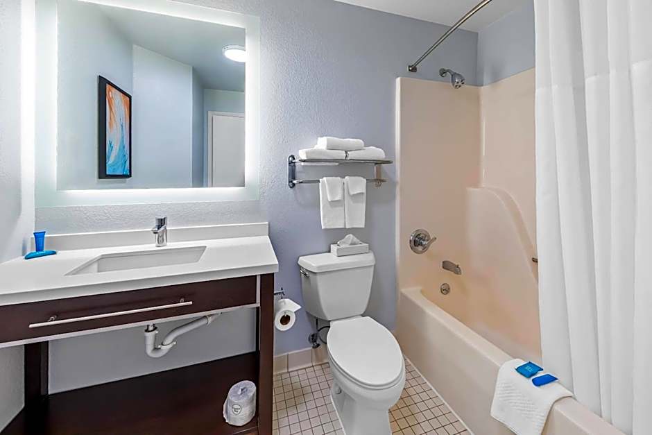 MainStay Suites Cincinnati Blue Ash