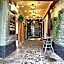 The Fountain Inn