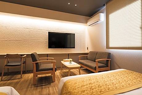 Superior Family Room