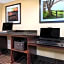 La Quinta Inn & Suites by Wyndham Sandusky