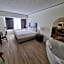 Travelodge by Wyndham Trois-Rivieres