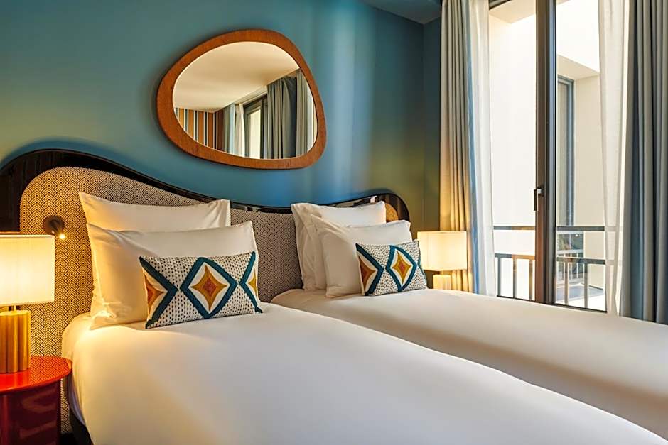 Mercure Paris Butte Montmartre Basilique