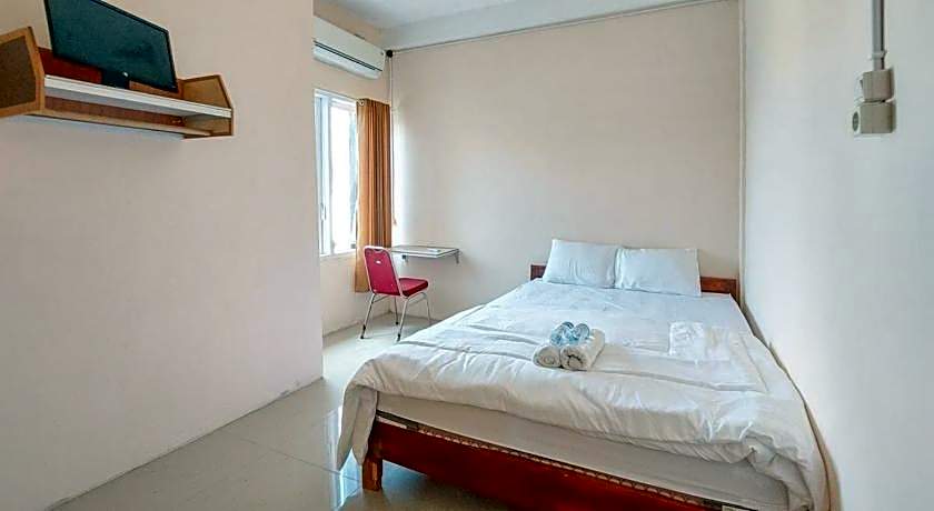 Artayya Puri 3 Syariah near Terminal Caruban Mitra RedDoorz