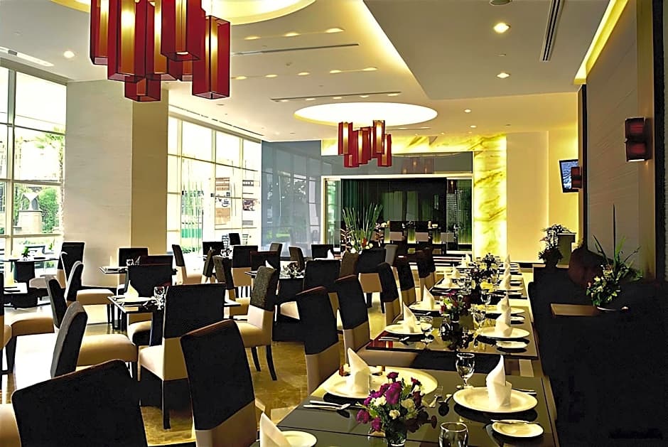 The Narathiwas Sathorn Bangkok Hotel