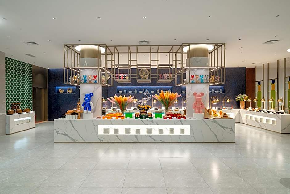 Dong Fang Hotel Guangzhou