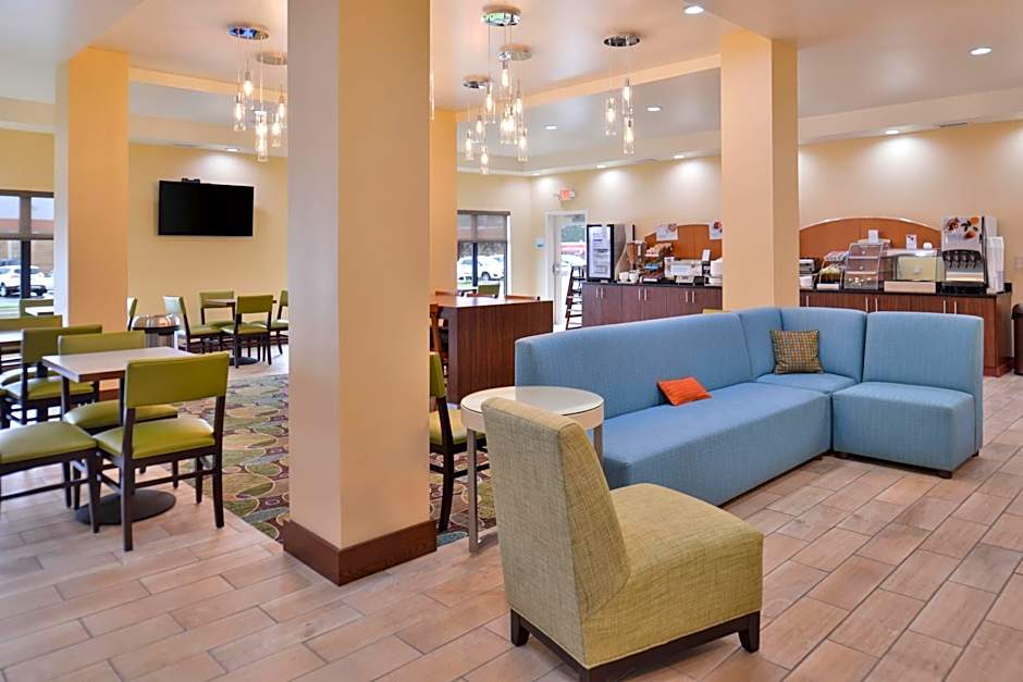 Holiday Inn Express & Suites Dearborn SW - Detroit Area By IHG