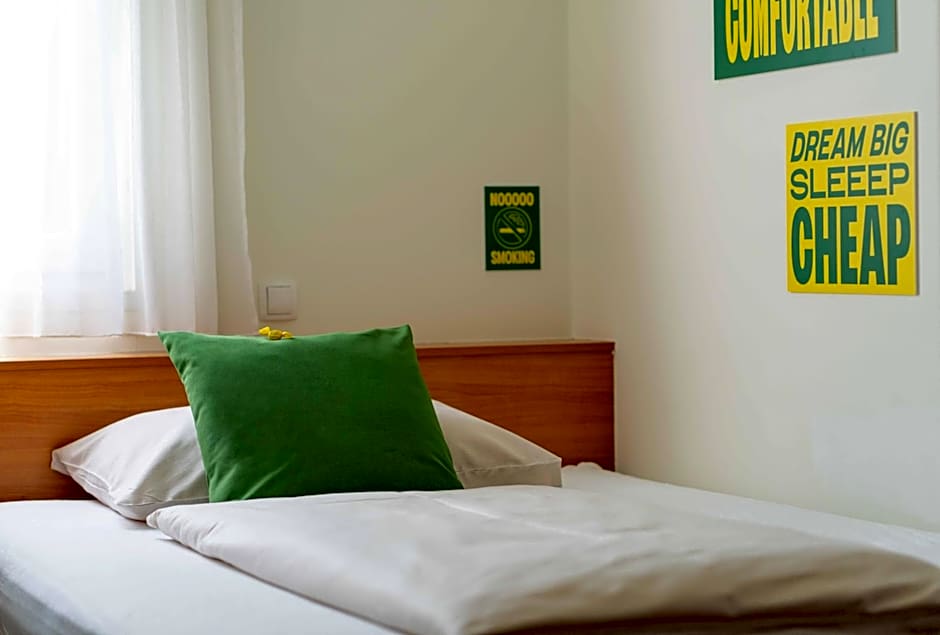 SLEEEP Hotel Sattledt
