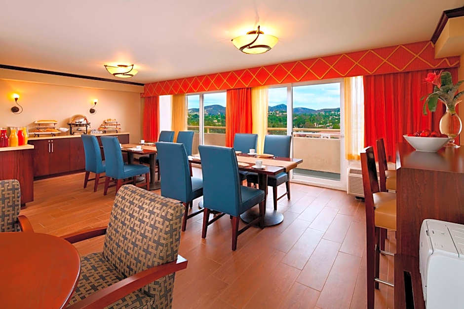 Sheraton Agoura Hills Hotel