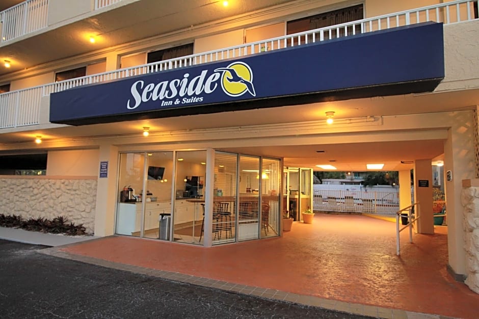 Seaside Inn & Suites