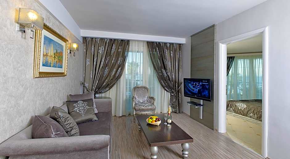 Elinotel Apolamare Hotel