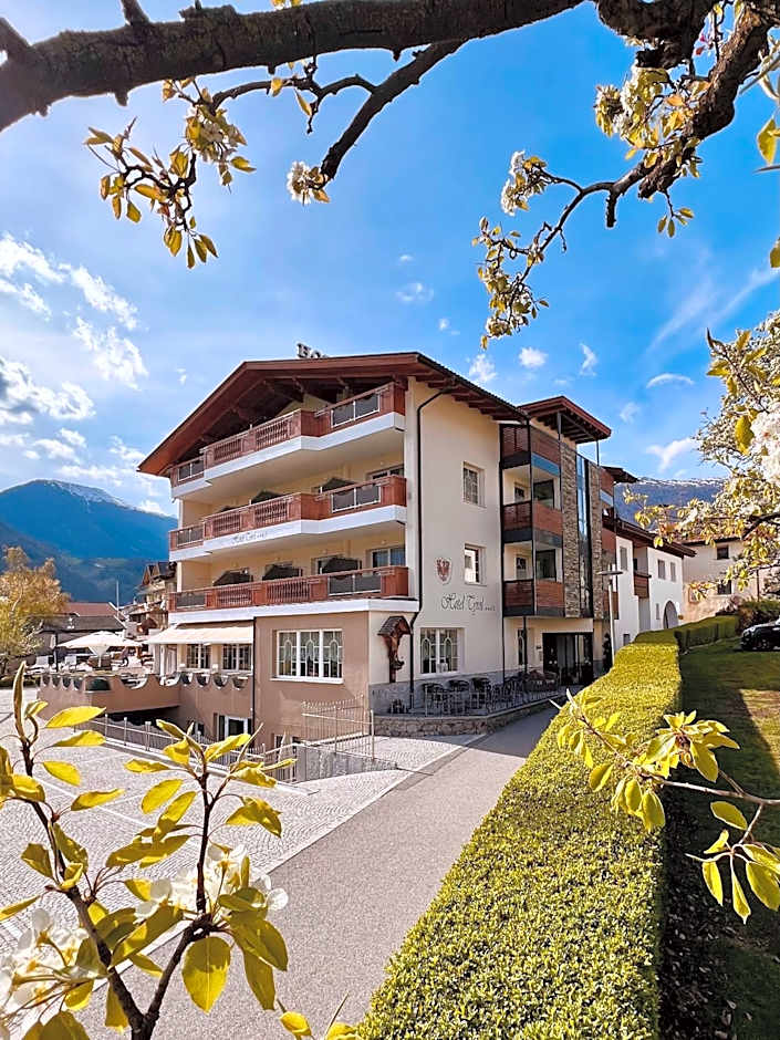 Hotel Tyrol