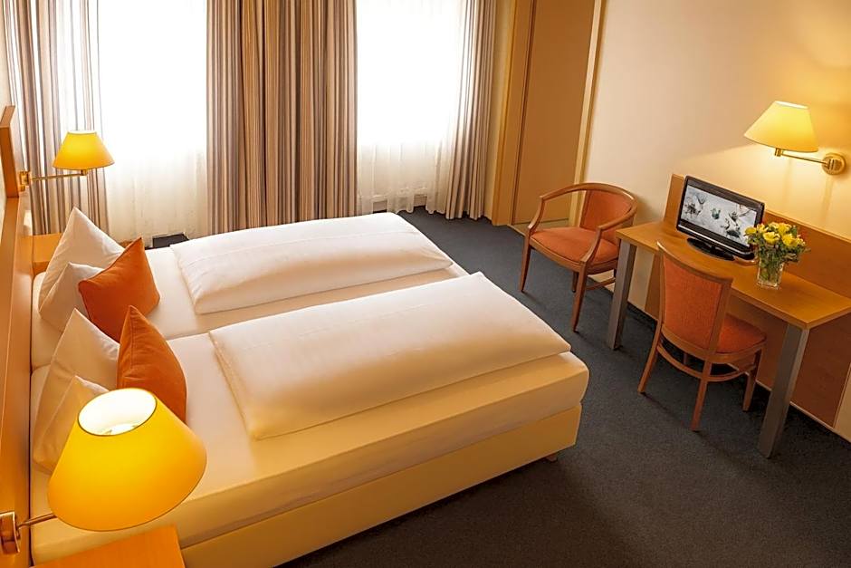 Hotel-Restaurant Zum Kirschbaum