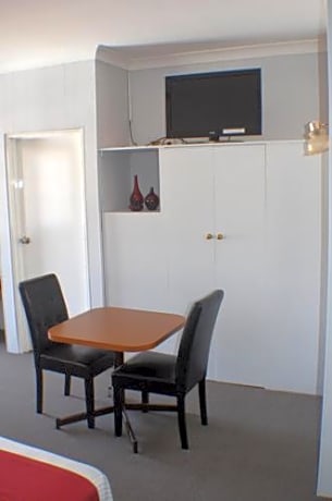 Deluxe Double Room with Spa Bath - No Pets