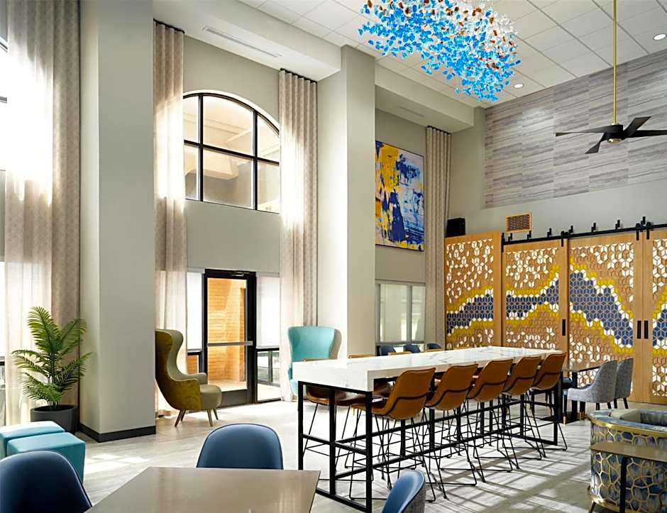 Hampton Inn & Suites Dallas-DFW ARPT W-SH 183 Hurst