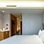 Ji Hotel Ningbo Yinzhou Wanda