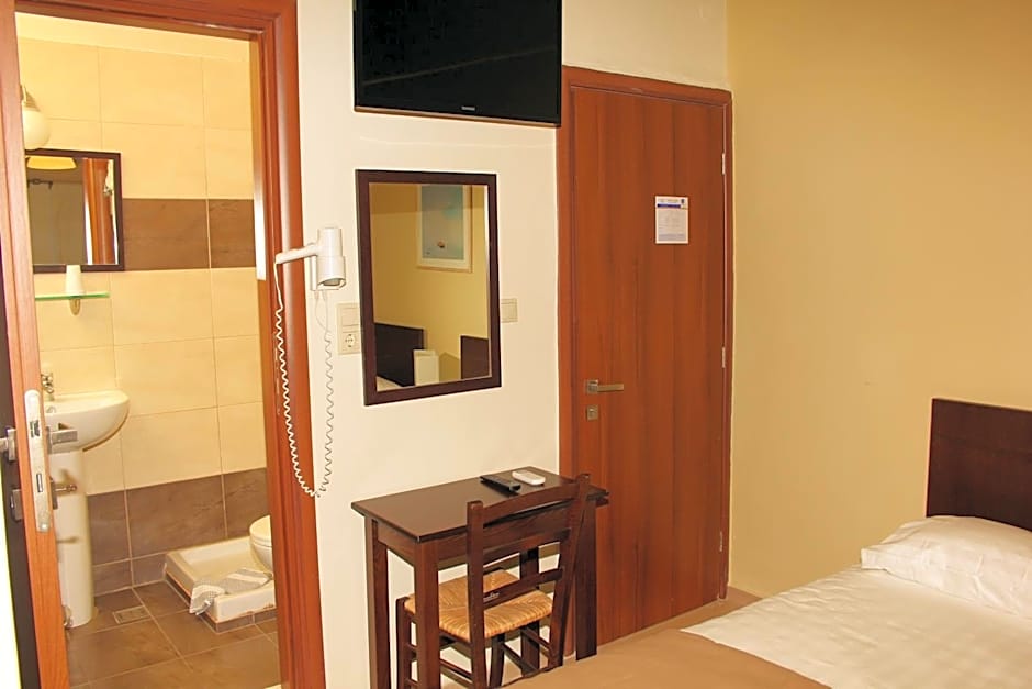 Rea Hotel