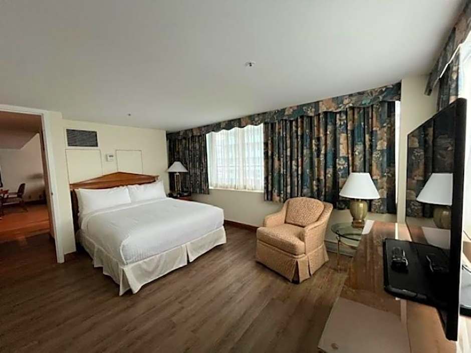 Cambridge Suites Toronto