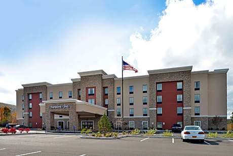 Hampton Inn By Hilton Corning/Painted Post