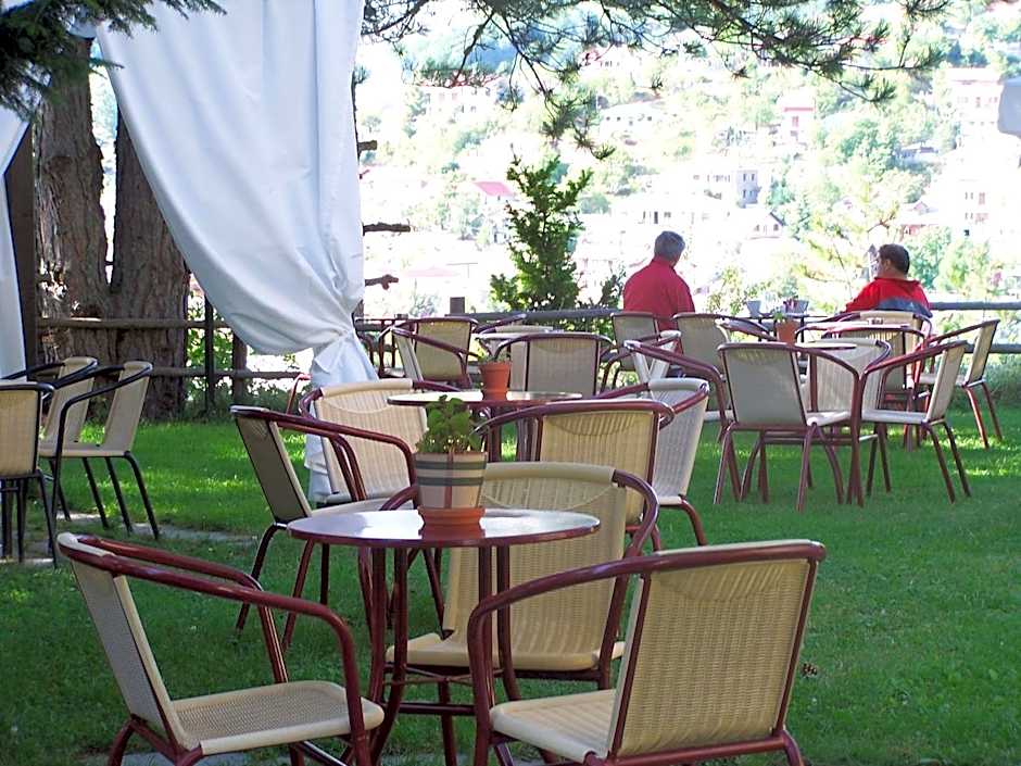 Valia Calda Hotel