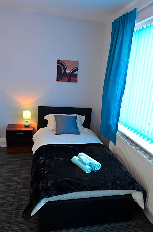 Old Trafford Guest House