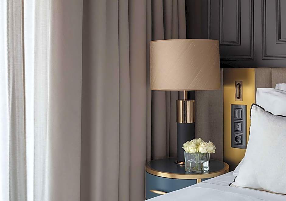 Anantara Plaza Nice Hotel - A Leading Hotel of the World